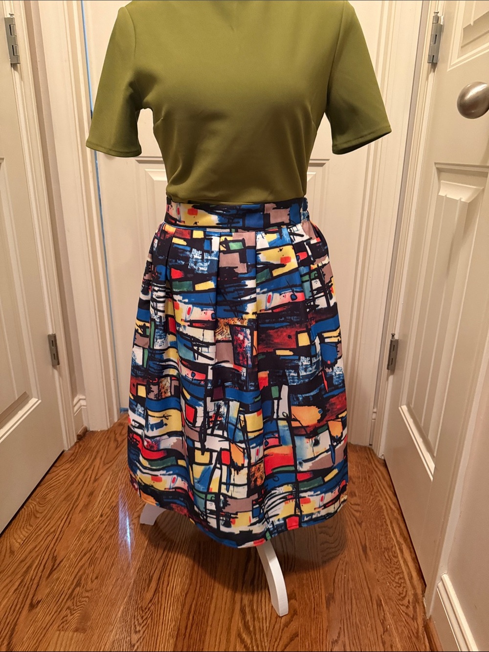 Abstract Print A-Line Midi Skirt in Multicolor